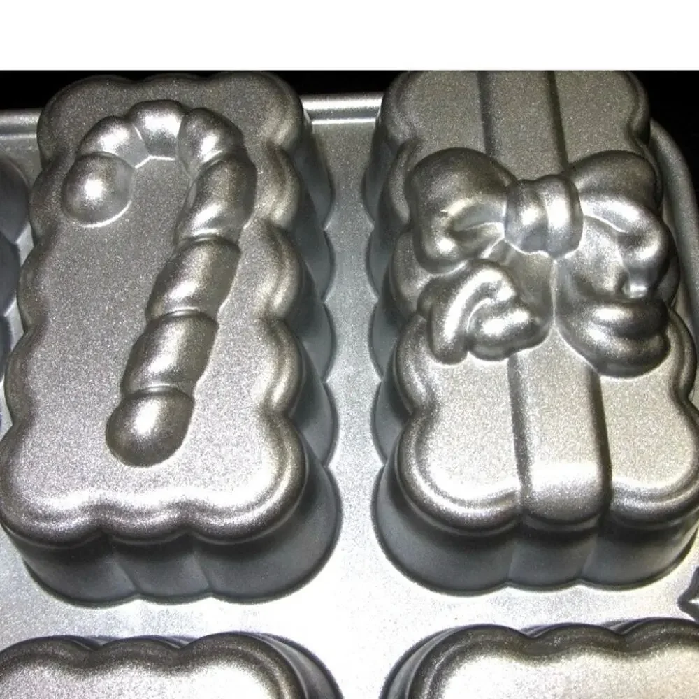 Nordic Ware openings loaves